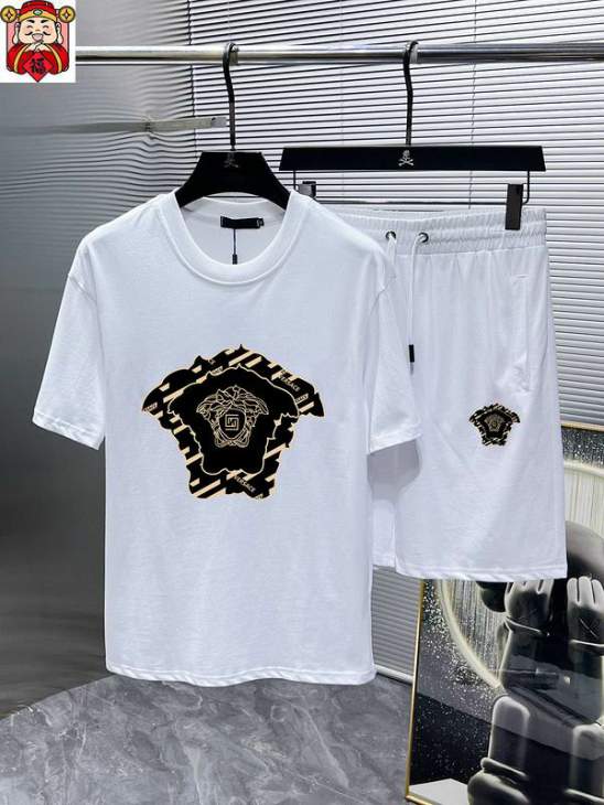 Picture of Versace Shirt Pant Suits _SKUVersaceM-5XLkdtr37325157